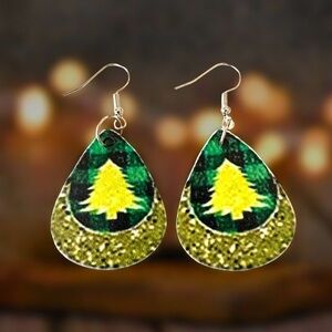 ⭐️ 5 for $25 Wood Festive Christmas Tree Earrings